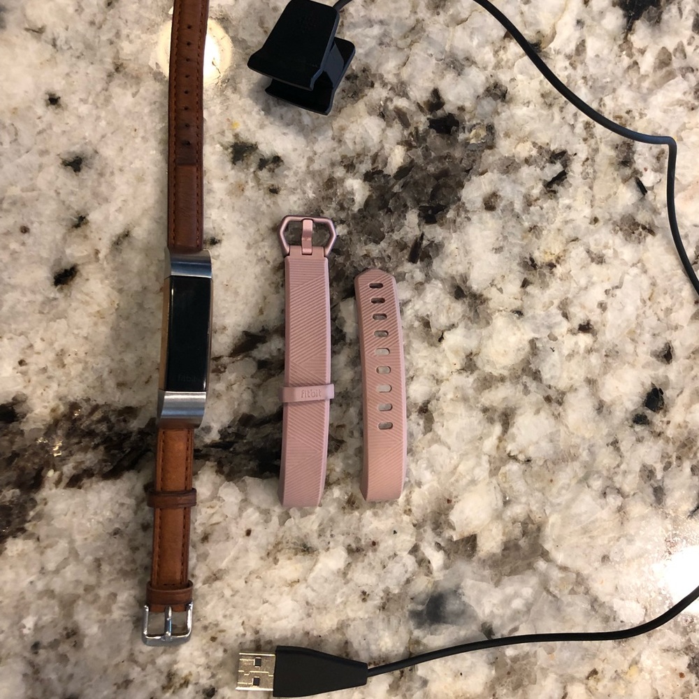 Fitbit Alta HR
